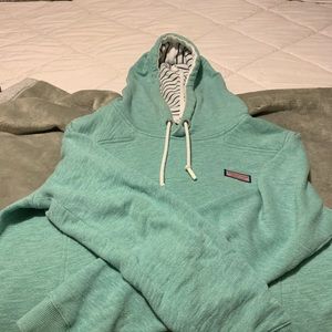 Vineyard Vines hoodie